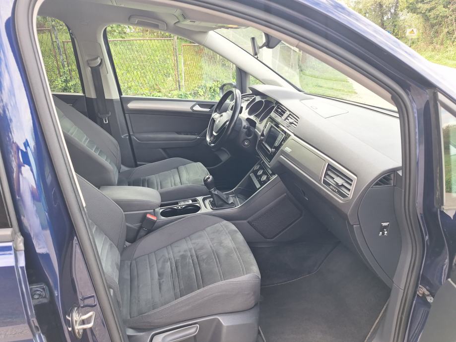 VW Touran 1,6 TDI, fotografija 10
