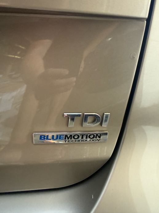 VW Touran 1,6 TDI, fotografija 8