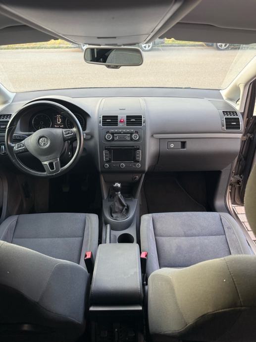 VW Touran 1,6 TDI, fotografija 6