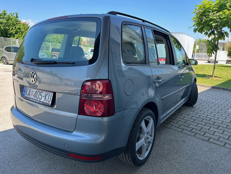 VW Touran 1,9 TDI 7 sjedala, 2009 god.