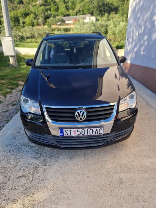 VW Touran 1,9 TDI, 7 sjedala, 2009 god.