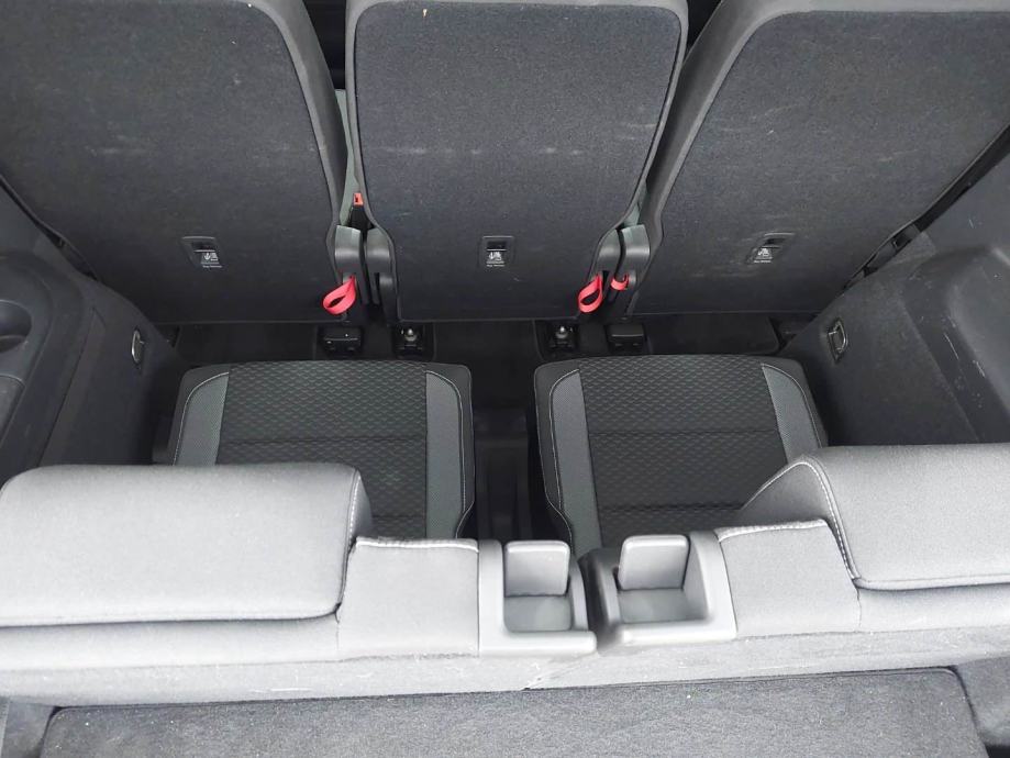 VW Touran 2.0 TDI ⭐ 7 sjedala ⭐ Navi, Grij.sjed, ACC, 2022., fotografija 18