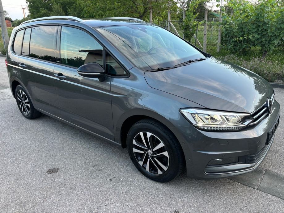 VW Touran 2,0 TDI automatik, fotografija 3