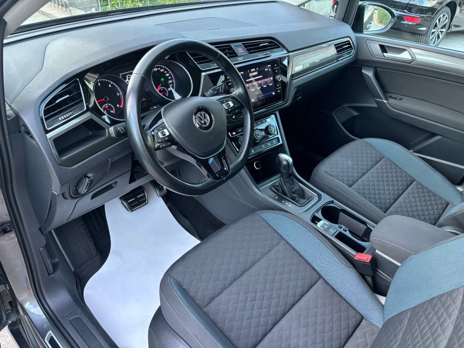 VW Touran 2,0 TDI automatik, fotografija 10