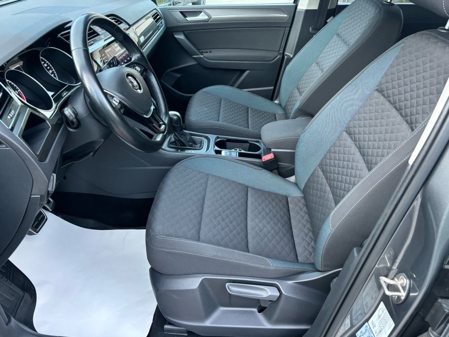 VW Touran 2,0 TDI automatik, fotografija 11
