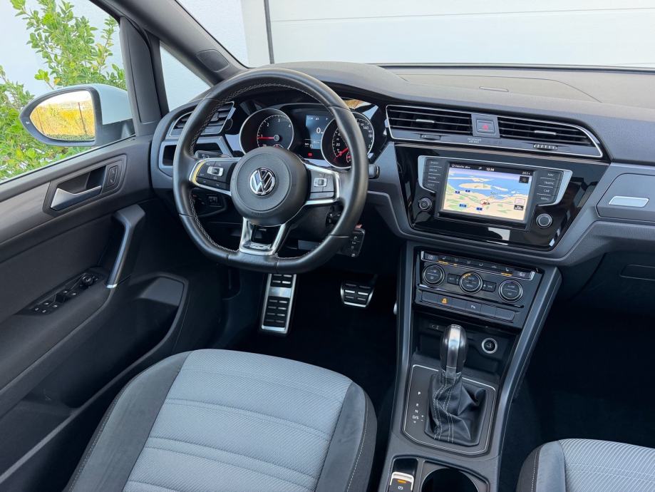 VW TOURAN 2.0 TDI _ DSG ~ 3 x R LINE ~ 7 SJEDALA , PANO.,NAVI,KAMERA !, fotografija 15