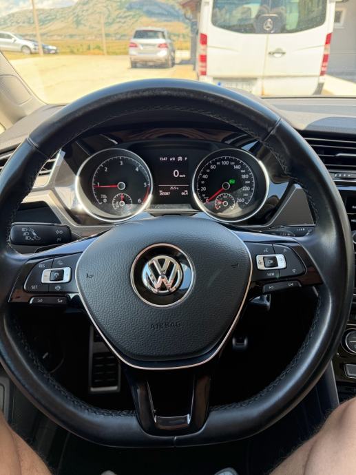 VW Touran 2.0 TDI Iqdrive, fotografija 9