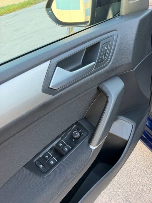 VW Touran 2,0 TDI #LED #PDC #TOP STANJE, fotografija 20