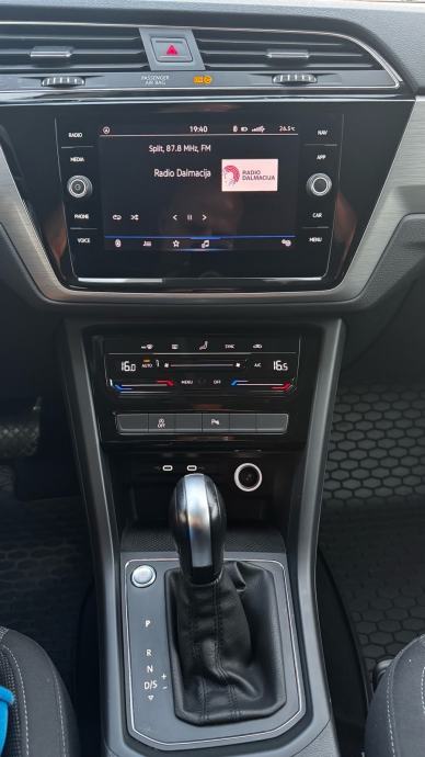 VW Touran 2.0 TDI DSG Comfortline 150 KS / 2023. / 89067 km / HR, fotografija 7