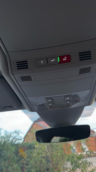 VW Touran 2.0 TDI DSG Comfortline 150 KS / 2023. / 89067 km / HR, fotografija 8