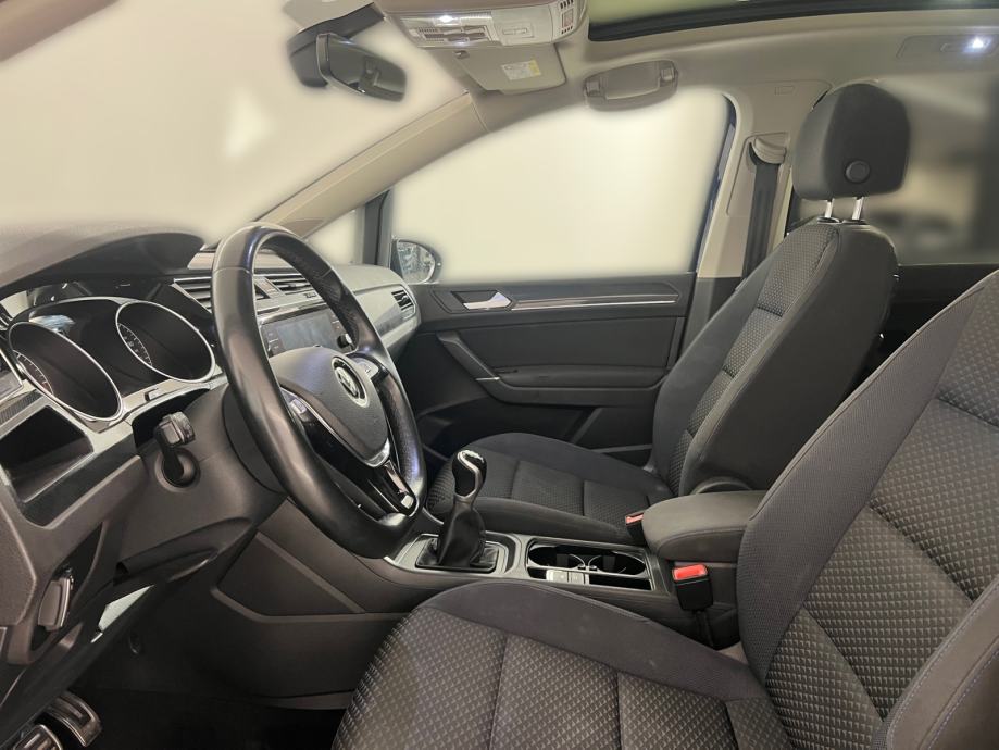 VW Touran 2.0 TDI UNITED, fotografija 12