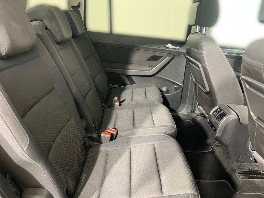 VW Touran 2.0 TDI UNITED, fotografija 19