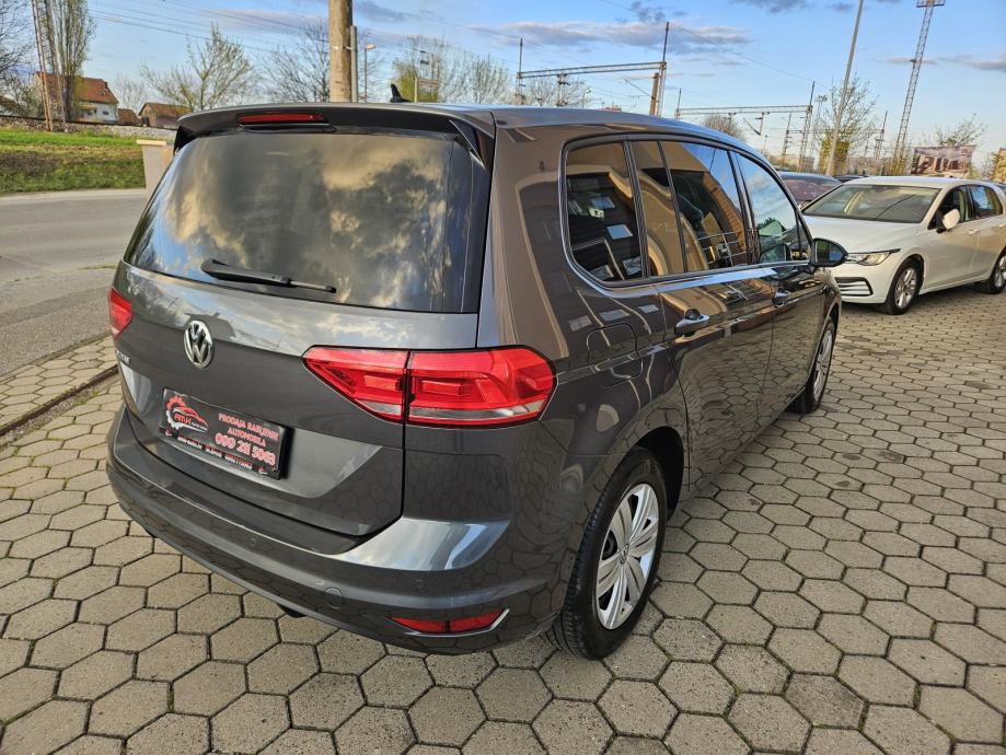VW Touran 1,6 TDI 2019. 7 sjedala , kupac nema troška prepisa, fotografija 12