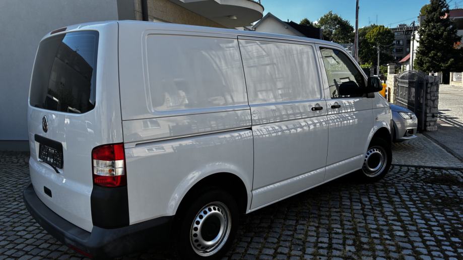 VW Transporter T5 2,0TDI 84KW U TOP STANJU, NOVI SERVIS, fotografija 4