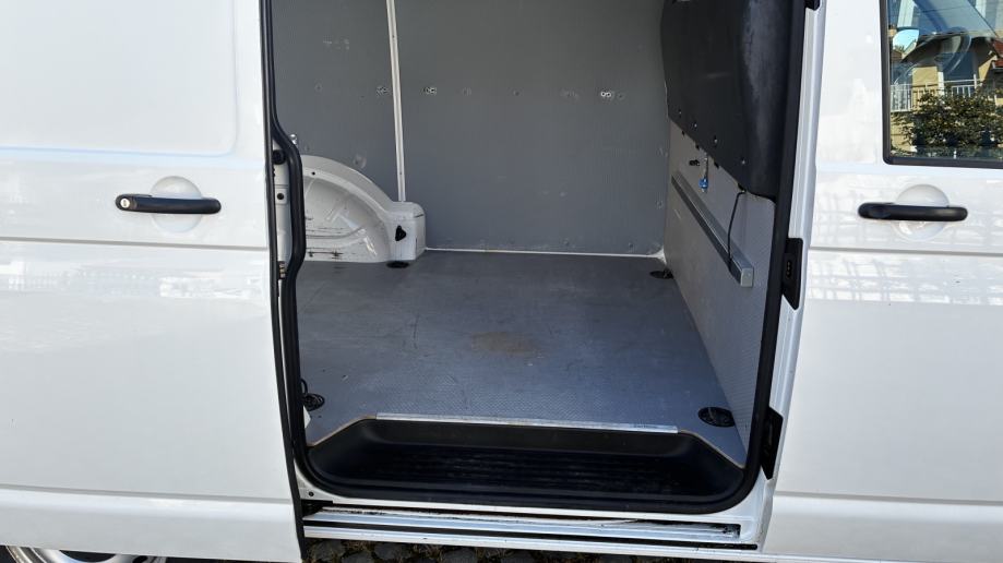 VW Transporter T5 2,0TDI 84KW U TOP STANJU, NOVI SERVIS, fotografija 14
