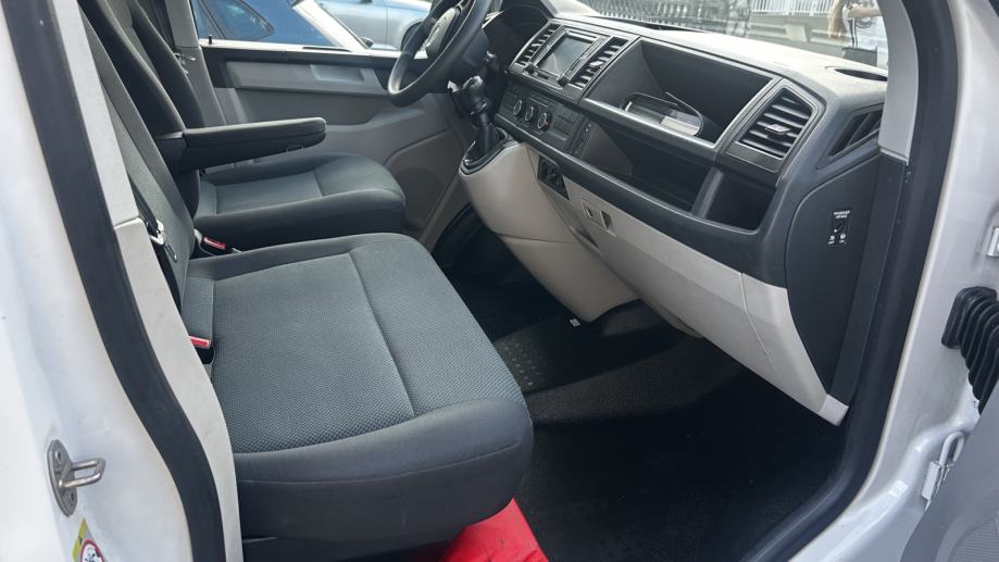 VW Transporter VW T6 9 sjedala, 150ks,novi servis, top stanje, fotografija 12
