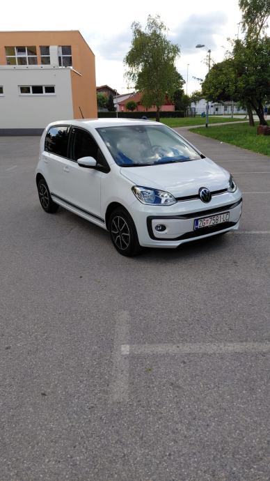 VW Up! 1,0 2023god. 49000km., fotografija 2
