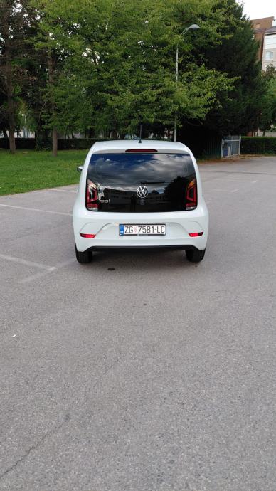 VW Up! 1,0 2023god. 49000km., fotografija 5