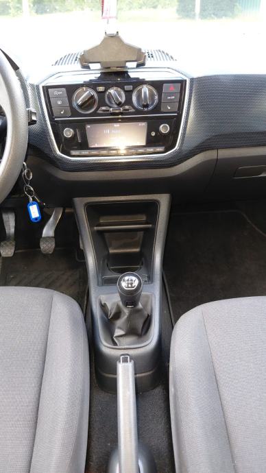 VW Up! 1,0 2023god. 49000km., fotografija 13
