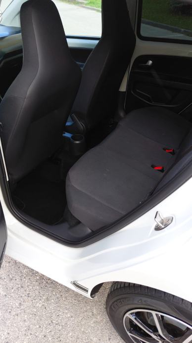 VW Up! 1,0 2023god. 49000km., fotografija 10