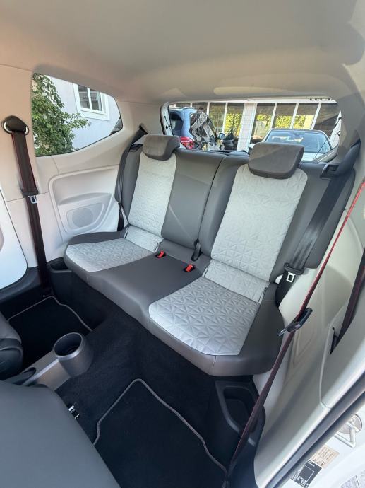 VW Up! 1,0 Beats Mod.2018⭐️Jamstvo⭐️Ambient Light_Mf~Alu~Pdc, fotografija 19