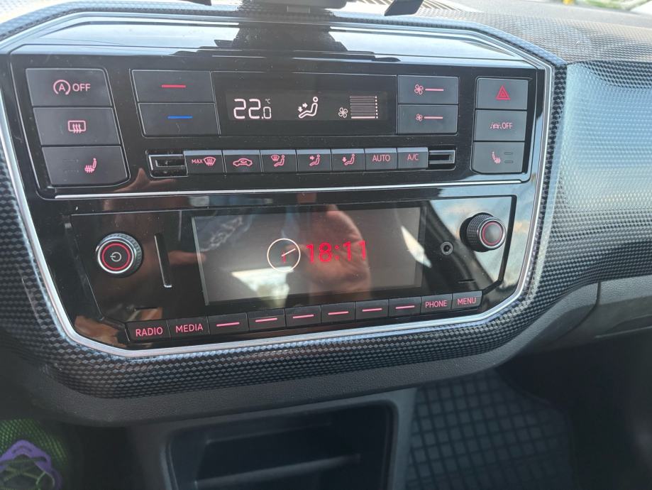 VW Up! 1,0 G 2023 Reg 10/2027 Akcija 6999 €, fotografija 13