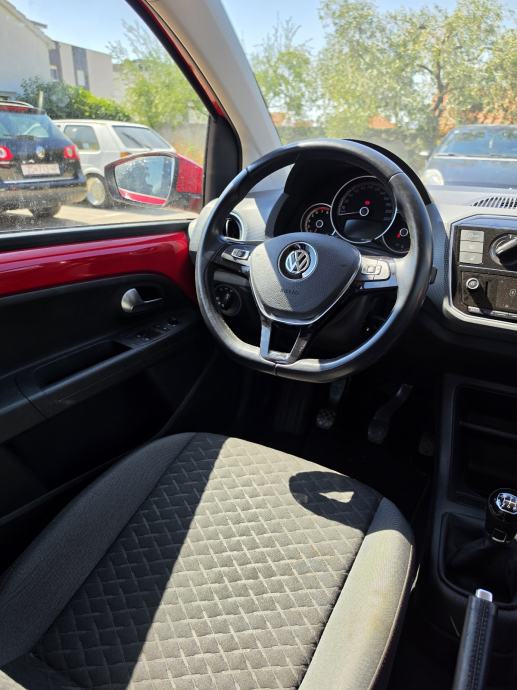 VW Up! 1,0 join 46 tisuca km, fotografija 8