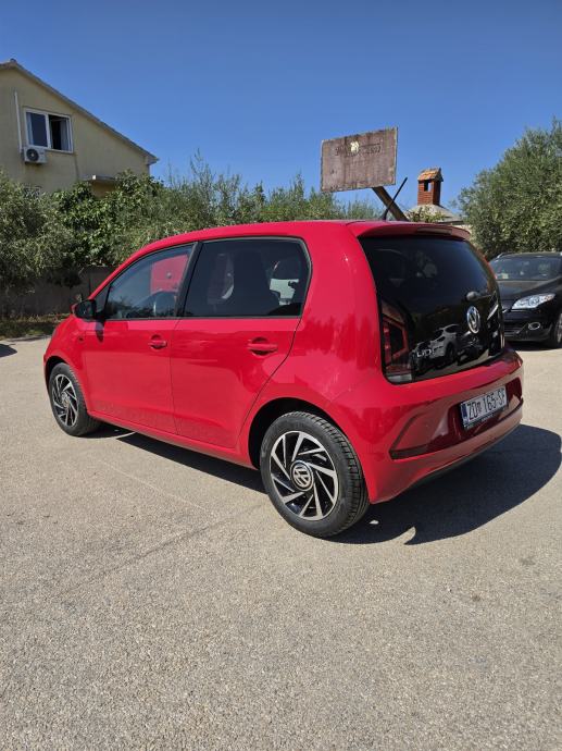 VW Up! 1,0 join 46 tisuca km, fotografija 6