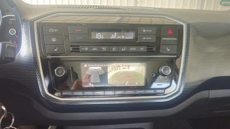 VW Up! 1,0 ,kamera,senzori, gr sjedala...rata od 130€, fotografija 6