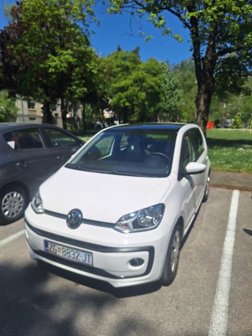 VW Up! Krovni prozor, stvarna kilometraža, kao nov, fotografija 12