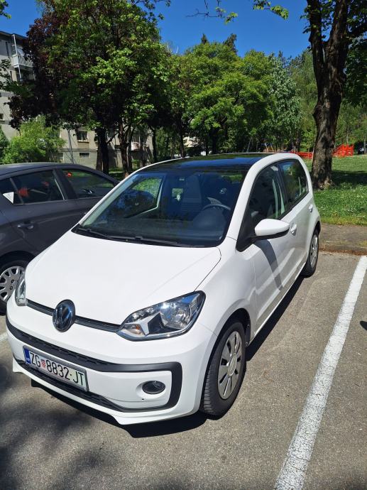 VW Up! Krovni prozor, stvarna kilometraža, kao nov, fotografija 5