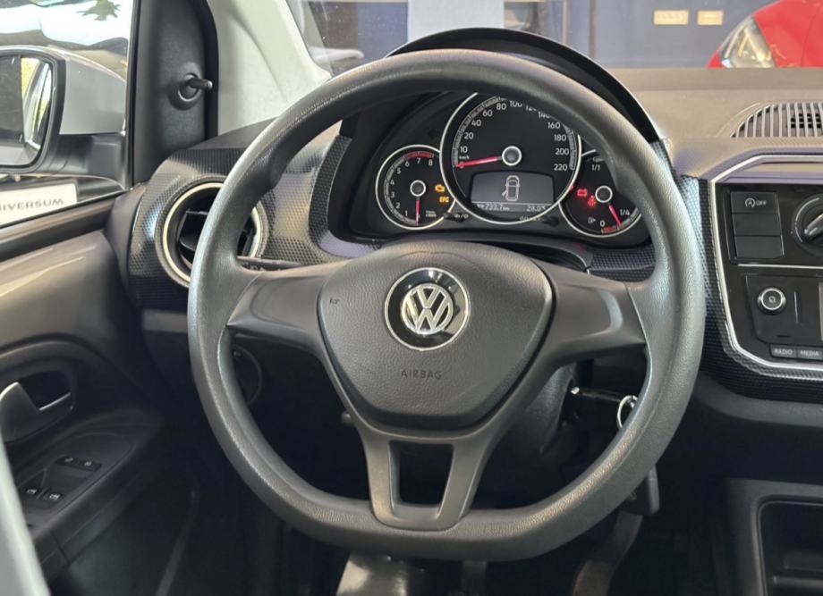 VW Up! 1,0, fotografija 10
