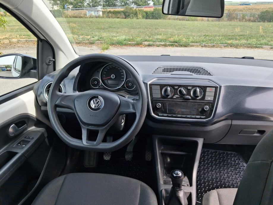 VW Up! 1,0, fotografija 7