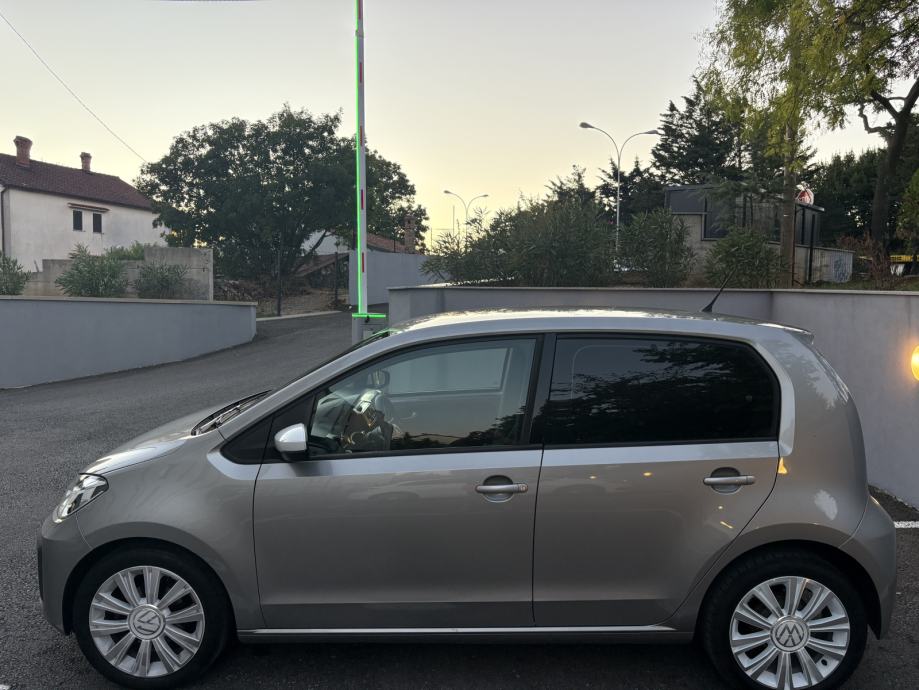 VW Up! 1,0, fotografija 5