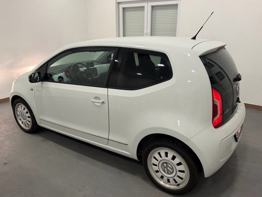 VW Up! 1,0 TSI,55 KW, KLIMA,GR.SJED,REG3/2027, fotografija 4