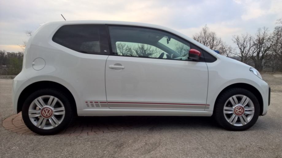 VW Up! TSI beats, 1.vl.90KS, 49km, HR, Servisna, vrhunski zvuk, ocuvan, fotografija 3