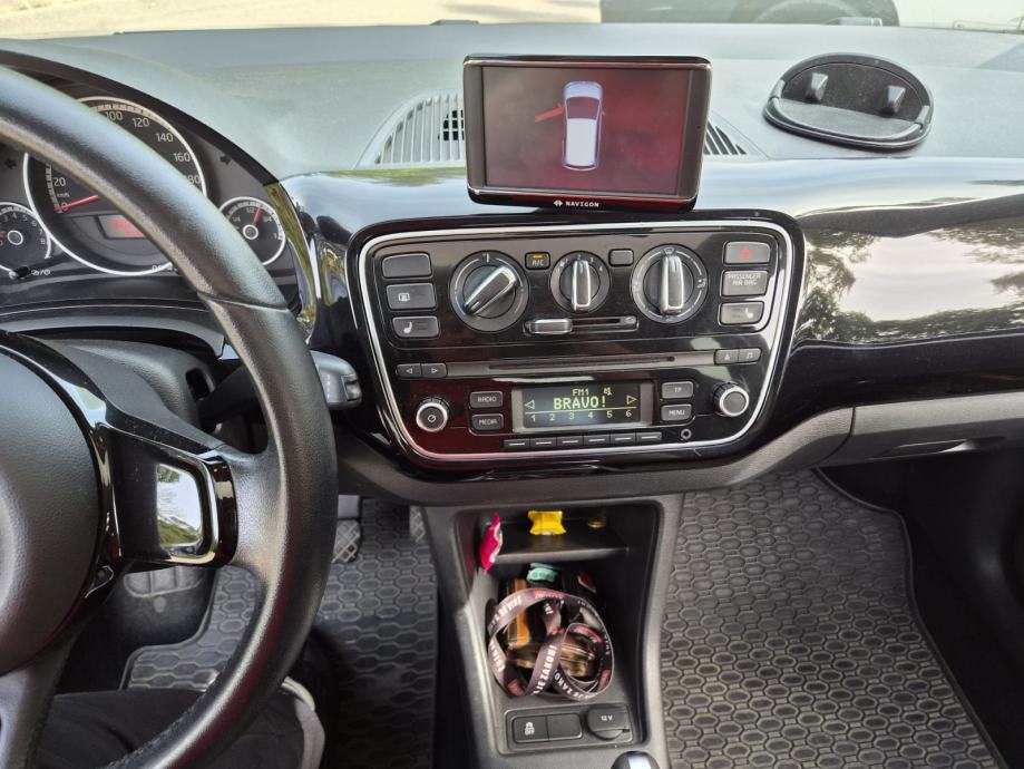 VW Up! 1,0 up! Jedinstven u HR ASG automatik, fotografija 12
