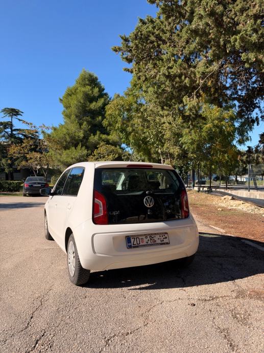 VW Up! 1,0 up!, fotografija 5
