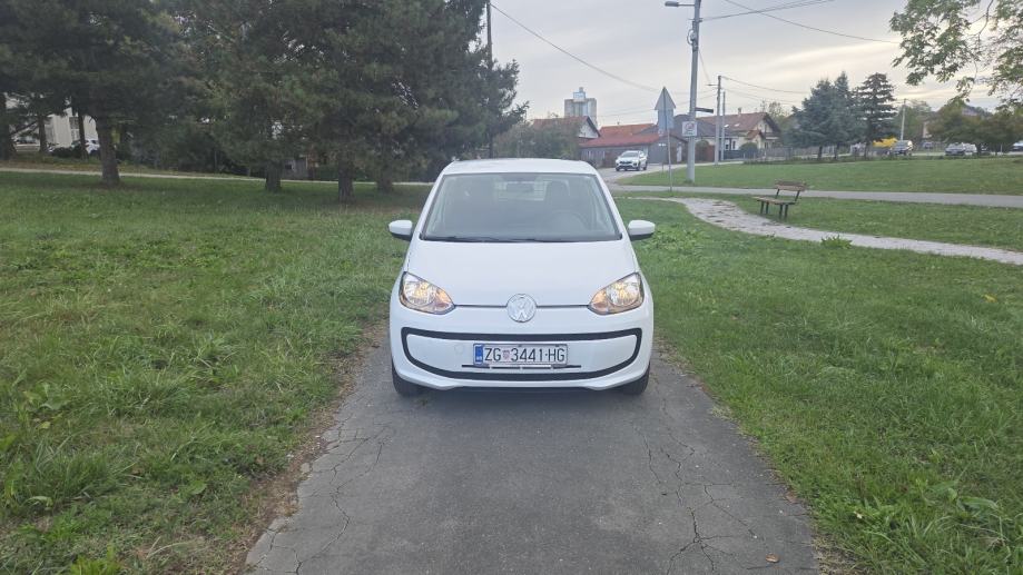 VW Up! 1,0 up! 2016g, fotografija 2