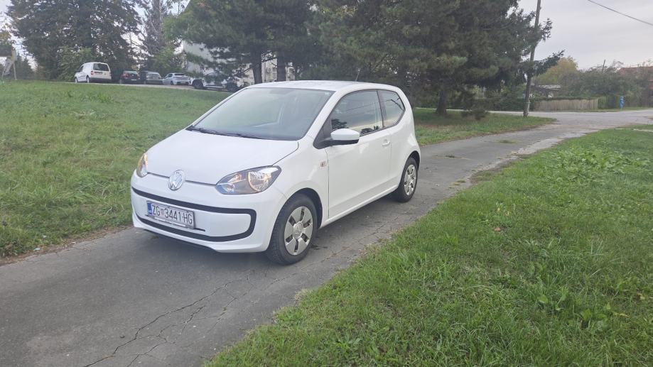 VW Up! 1,0 up! 2016g, fotografija 6