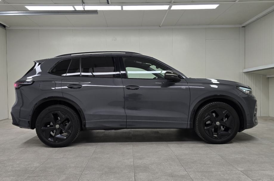 VWTiguan2,0 TDI,R-LINE BLACK EDITION,IQ LED,IQ DRIVE,KAMERA360°,GARANC, fotografija 4