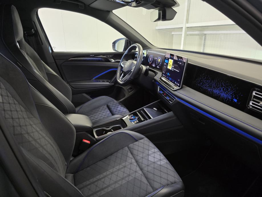 VWTiguan2,0 TDI,R-LINE BLACK EDITION,IQ LED,IQ DRIVE,KAMERA360°,GARANC, fotografija 11