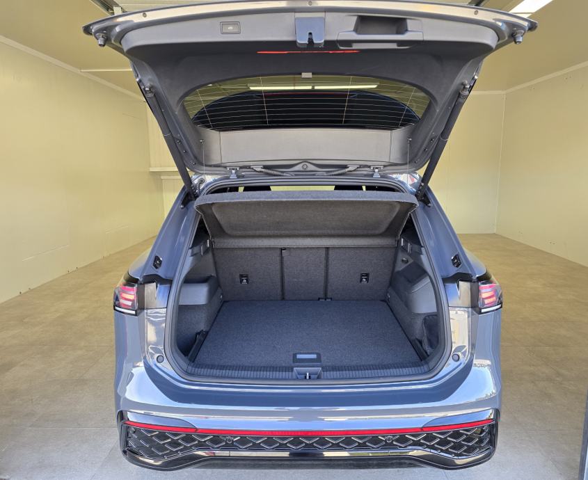 VWTiguan2,0 TDI,R-LINE BLACK EDITION,IQ LED,IQ DRIVE,KAMERA360°,GARANC, fotografija 20
