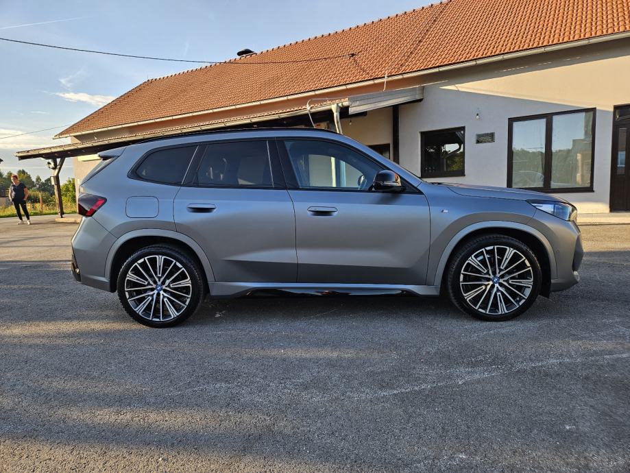 X1 xDrive30e mSportPro automatik 78000 km. U PDV-u, fotografija 7