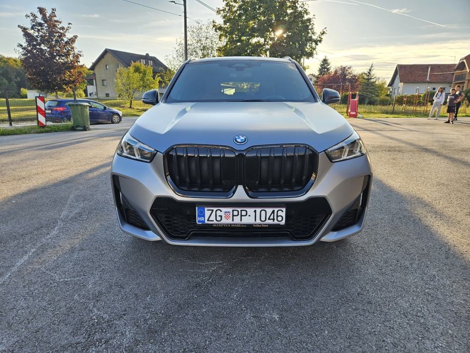 X1 xDrive30e mSportPro automatik 78000 km. U PDV-u, fotografija 2