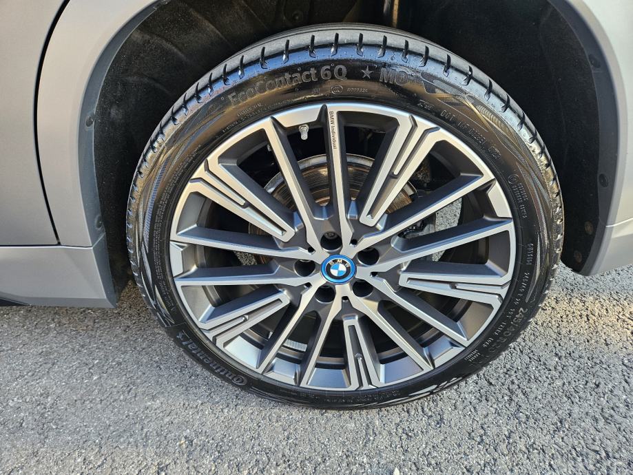 X1 xDrive30e mSportPro automatik 78000 km. U PDV-u, fotografija 13