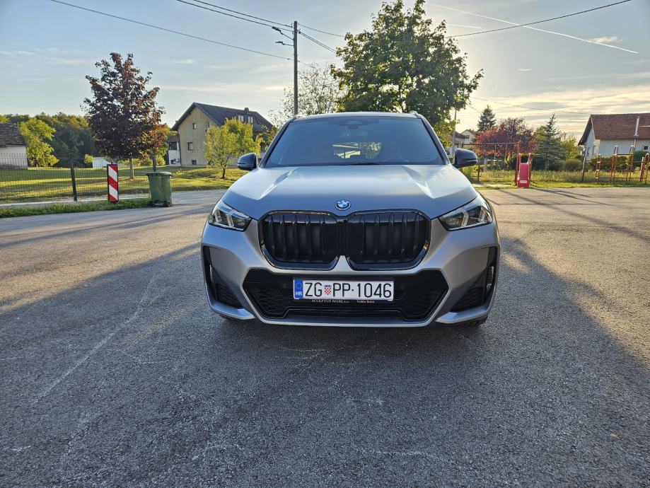 X1 xDrive30e mSportPro automatik 78000 km. U PDV-u, fotografija 18