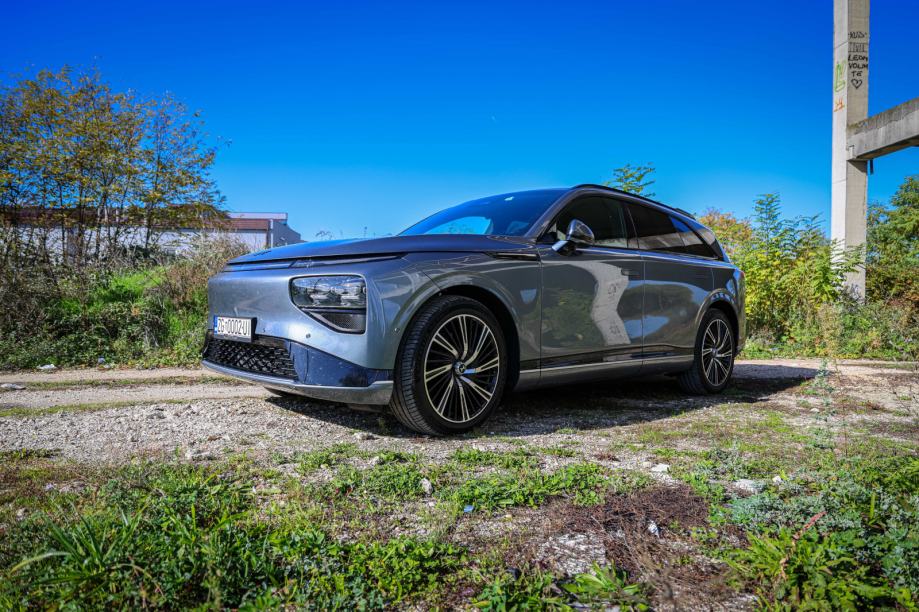 Xpeng G9