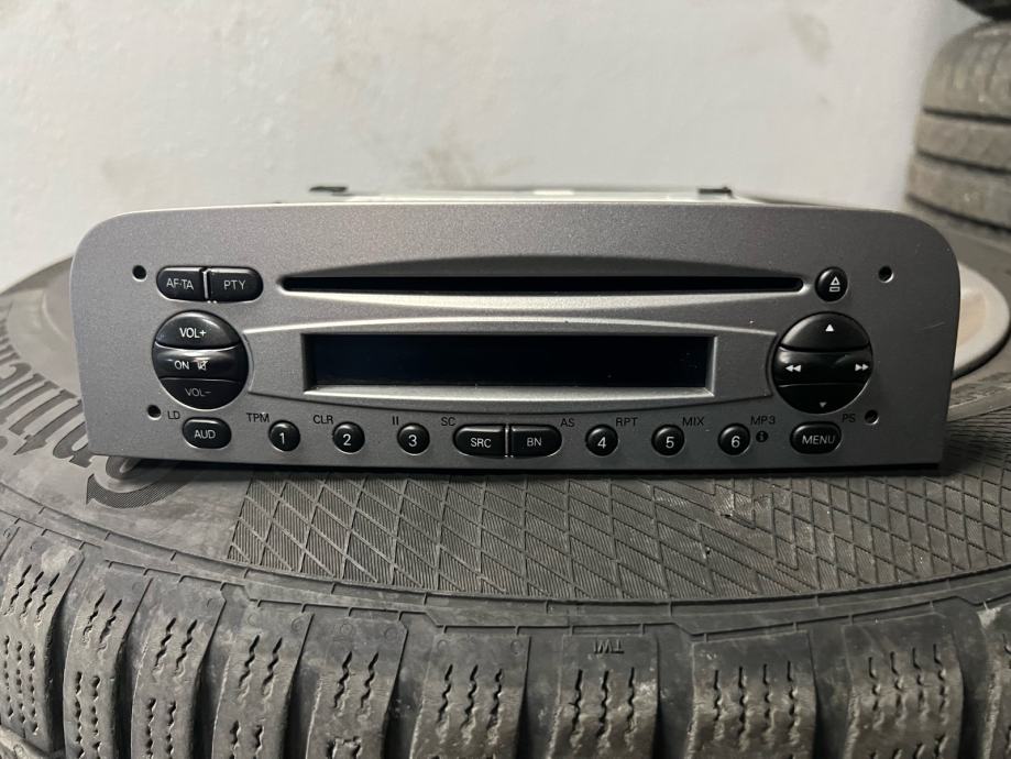 Alfa Romeo GT radio