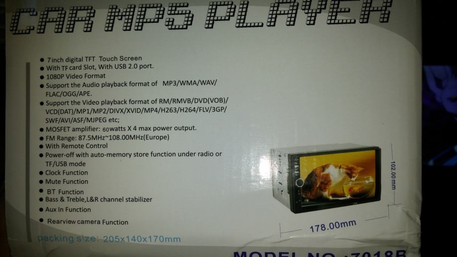 Auto radio model 7018B